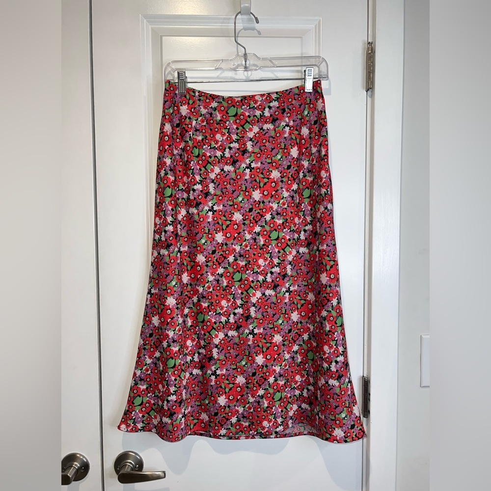 Lulu’s Zenia Coral Red Multi Floral Print Midi Skirt - Picture 2 of 12